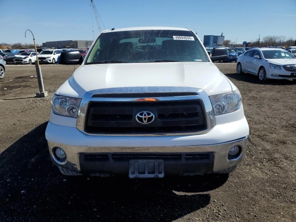 2011 Toyota Tundra 4WD Truck with VIN 5TFDW5F15BX173696, listed as a Copart auction lot 49894635 with 530,821 mi miles and Clean Title. Bid and sale history available at carsss.com. Image 5.