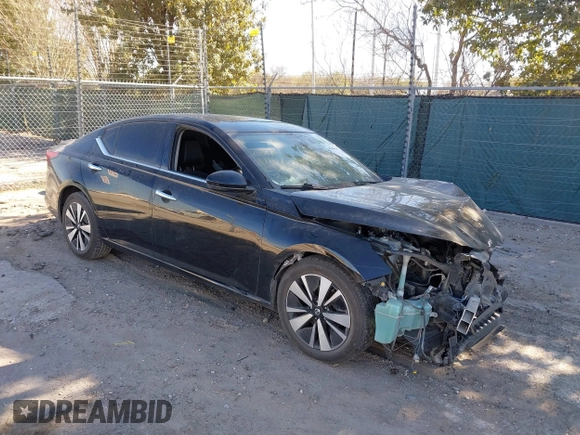 2019 Nissan Altima 2.5 SL with VIN 1N4BL4EV8KC255630, listed as a IAAI auction lot 41394649 with 111,728 mi miles. Bid and sale history available at carsss.com. Image 1.