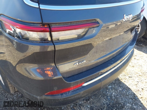 2023 Jeep Grand Cherokee Laredo with VIN 1C4RJKAG4P8886122, listed as a IAAI auction lot 41890848 with 53,739 mi miles and . Bid and sale history available at DreamBid. Image 6.