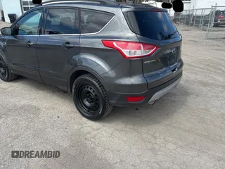 2016 Ford Escape SE with VIN 1FMCU9G91GUB49042, listed as a Copart auction lot 56257705 with 235,024 mi miles and Clean Title. Bid and sale history available at DreamBid. Image 3.