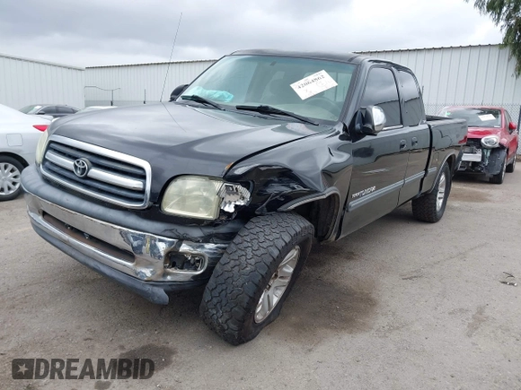 2001 Toyota Tundra SR5 with VIN 5TBRT34181S197753, listed as a IAAI auction lot 42064862 with 261,523 mi miles. Bid and sale history available at carsss.com. Image 6.