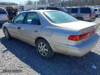 2000 Toyota Camry CE with VIN 4T1BG22K9YU984960, listed as a IAAI auction lot 41816062 with 217,022 mi miles. Bid and sale history available at carsss.com. Image 3.