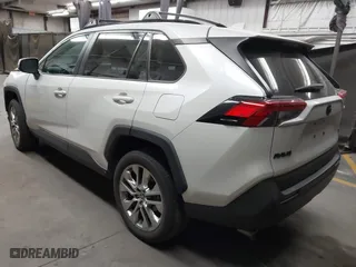 2021 Toyota RAV4 XLE Premium with VIN 2T3C1RFV0MW131609, listed as a IAAI auction lot 41723110 with 45,736 mi miles. Bid and sale history available at carsss.com. Image 3.