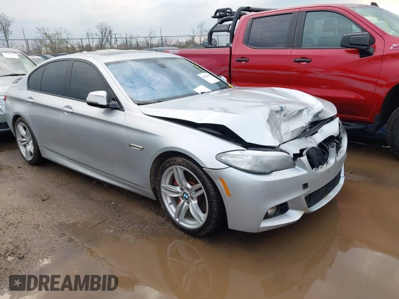 2015 BMW 5 Series 535i xDrive with VIN WBA5B3C50FD544036, listed as a IAAI auction lot 41902652 with 184,735 mi miles. Bid and sale history available at carsss.com. Image 1.