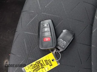 2022 Toyota RAV4 XLE with VIN 2T3P1RFVXNC259957, listed as a IAAI auction lot 42601471 with 39,696 mi miles and . Bid and sale history available at DreamBid. Image 11.