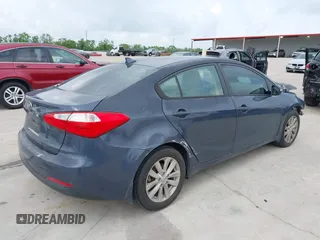 2014 Kia Forte LX with VIN KNAFX4A68E5145665, listed as a IAAI auction lot 42129786 with 192,514 mi miles and . Bid and sale history available at DreamBid. Image 4.