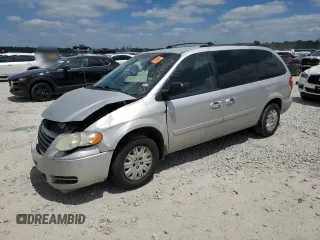 2006 Chrysler Town & Country LX z VIN 2A4GP44RX6R601368, wystawiony jako Copart lot #52995265 z przebiegiem 158 035 mil mil oraz Szkoda całkowita • Salvage title. Historia ofert i sprzedaży dostępna na DreamBid. Obrazek 1.