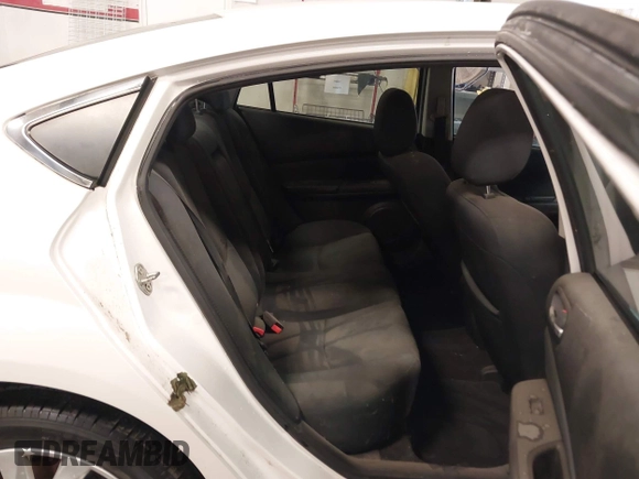 2012 Mazda Mazda6 i Touring with VIN 1YVHZ8DH3C5M14916, listed as a IAAI auction lot 41079637 with 183,396 mi miles. Bid and sale history available at carsss.com. Image 8.