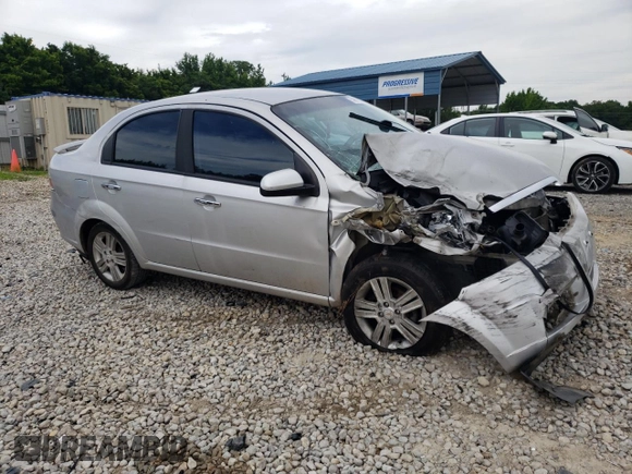 2008 Chevrolet Aveo LT z VIN KL1TG56608B121913, wystawiony jako Copart lot #59699274 z przebiegiem 190 670 mil mil oraz Czysty tytuł • Clean title. Historia ofert i sprzedaży dostępna na DreamBid. Obrazek 4.