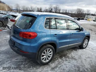 2017 Volkswagen Tiguan Wolfsburg Edition with VIN WVGSV7AX9HK007118, listed as a Copart auction lot 45331715 with 196,481 mi miles and Clean Title. Bid and sale history available at carsss.com. Image 3.