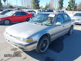 1991 Honda Accord LX with VIN JHMCB7652MC035838, listed as a IAAI auction lot 41329502 with 176,816 mi miles. Bid and sale history available at carsss.com. Image 6.