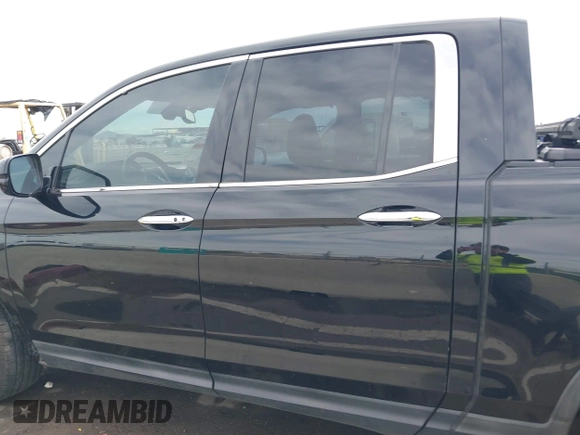 2017 Honda Ridgeline RTL-E with VIN 5FPYK3F7XHB030565, listed as a IAAI auction lot 41795386 with 79,252 mi miles and . Bid and sale history available at DreamBid. Image 15.