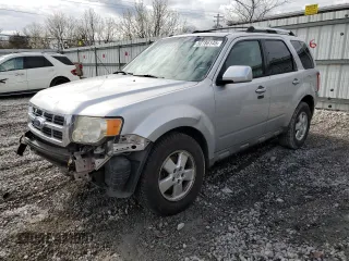 2011 Ford Escape Limited z VIN 1FMCU0E77BKA37976, wystawiony jako Copart lot #50186145 z przebiegiem Nie podano mil oraz Szkoda całkowita • Salvage title. Historia ofert i sprzedaży dostępna na DreamBid. Obrazek 1.