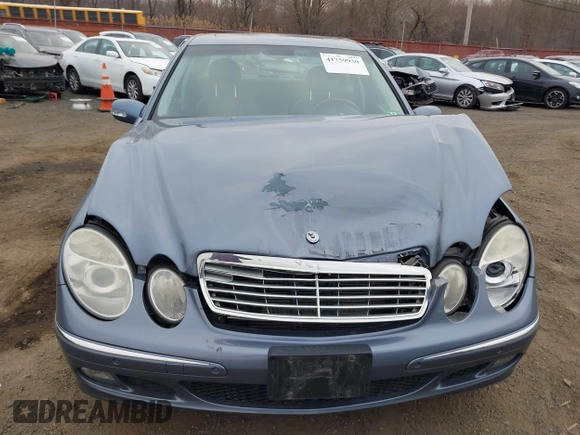 2005 Mercedes-Benz E 500 z VIN WDBUF70J25A731269, wystawiony jako IAAI lot #41759930 z przebiegiem 106 132 mil mil oraz . Historia ofert i sprzedaży dostępna na DreamBid. Obrazek 6.