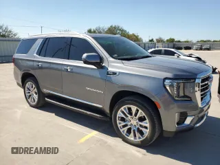 2021 GMC Yukon SLT with VIN 1GKS1BKD0MR157857, listed as a Copart auction lot 72684764 with 25,169 mi miles and Salvage Title. Bid and sale history available at carsss.com. Image 4.