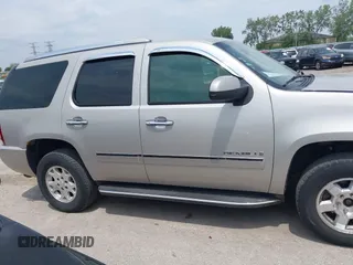 2009 GMC Yukon Denali z VIN 1GKFK03259R190845, wystawiony jako IAAI lot #42427026 z przebiegiem 136 713 mil mil oraz . Historia ofert i sprzedaży dostępna na DreamBid. Obrazek 13.