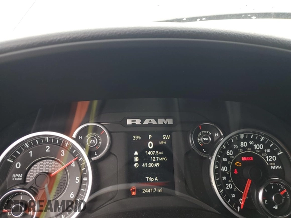 2024 Ram 2500 Tradesman with VIN 3C6UR5CJ4RG367640, listed as a Copart auction lot 43172485 with 2,441 mi miles and Salvage title. Bid and sale history available at DreamBid. Image 9.