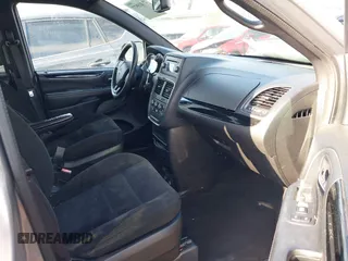 2016 Dodge Grand Caravan SE with VIN 2C4RDGBG7GR252195, listed as a IAAI auction lot 41415977 with 199,453 mi miles and . Bid and sale history available at DreamBid. Image 5.
