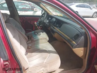 1996 Ford Crown Victoria with VIN 2FALP73W9TX127763, listed as a IAAI auction lot 41935853 with 1 mi miles. Bid and sale history available at carsss.com. Image 5.