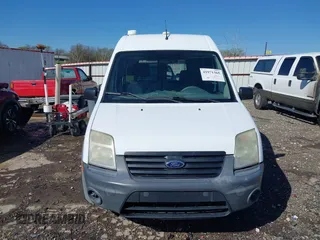 2011 Ford Transit Connect XL z VIN NM0LS7CN2BT058567, wystawiony jako IAAI lot #41971365 z przebiegiem 131 516 mil mil oraz . Historia ofert i sprzedaży dostępna na DreamBid. Obrazek 12.