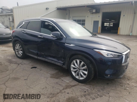 2019 Infiniti QX50 LUXE with VIN 3PCAJ5M37KF100121, listed as a Copart auction lot 49025983 with 23,523 mi miles. Bid and sale history available at carsss.com. Image 4.