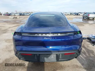 2024 Porsche Taycan z VIN WP0AA2Y18RSA13268, wystawiony jako IAAI lot #41467744 z przebiegiem 12 909 mil mil oraz . Historia ofert i sprzedaży dostępna na DreamBid. Obrazek 17.