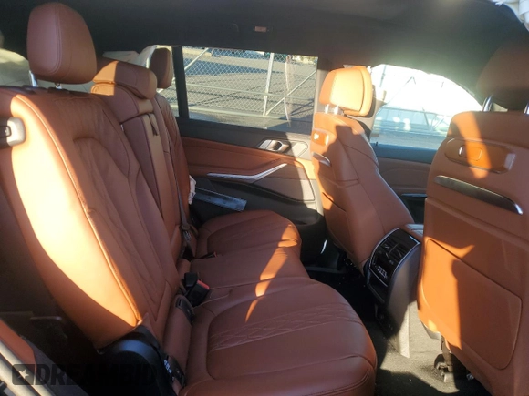 2024 BMW X7 M60i with VIN 5UX33EM09R9T49533, listed as a Copart auction lot 85370764 with 0 mi miles and Salvage Title. Bid and sale history available at carsss.com. Image 11.