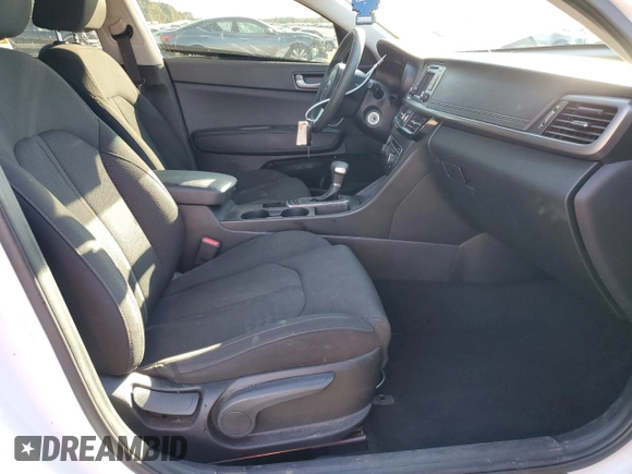 2017 Kia Optima LX z VIN 5XXGT4L35HG165653, wystawiony jako Copart lot #85765954 z przebiegiem 130 135 mil mil oraz Szkoda całkowita • Salvage title. Historia ofert i sprzedaży dostępna na DreamBid. Obrazek 7.