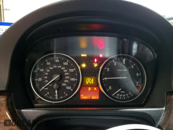 2010 BMW 3 Series 328i с VIN WBAUT9C58AA191325, выставлен на аукционе Copart как лот 79622714 с пробегом 109 411 миль миль и Списание • Salvage title. История ставок и продаж доступна на DreamBid. Изображение 9.