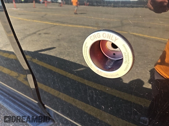 2013 Ford F-150 XL с VIN 1FTFX1EF4DKF11701, выставлен на аукционе IAAI как лот 42743496 с пробегом 118 954 миль миль и . История ставок и продаж доступна на DreamBid. Изображение 2.