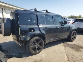 2022 Land Rover Defender with VIN SALEWERU0N2087281, listed as a Copart auction lot 67636814 with 25,546 mi miles and Salvage title. Bid and sale history available at DreamBid. Image 3.