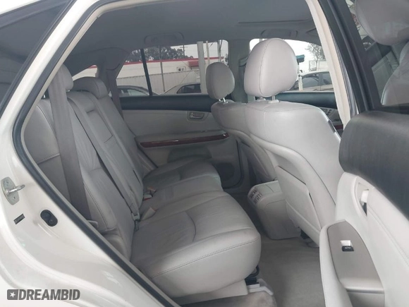 2006 Lexus RX 330 with VIN JTJGA31UX60060839, listed as a IAAI auction lot 41896012 with 104,562 mi miles. Bid and sale history available at carsss.com. Image 8.