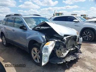2014 Subaru Outback Limited с VIN 4S4BRCMC8E3299114, выставлен на аукционе IAAI как лот 42743428 с пробегом 156 524 миль миль и . История ставок и продаж доступна на DreamBid. Изображение 1.