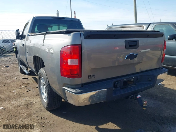 2013 Chevrolet Silverado 1500 Work Truck with VIN 1GCNKPEX2DZ323403, listed as a IAAI auction lot 41754473 with 150,224 mi miles. Bid and sale history available at carsss.com. Image 3.