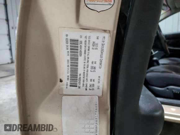 2001 Dodge Stratus z VIN 1B3EJ46XX1N626854, wystawiony jako Copart lot #41568585 z przebiegiem 127 245 mil mil oraz Szkoda całkowita • Salvage title. Historia ofert i sprzedaży dostępna na DreamBid. Obrazek 13.