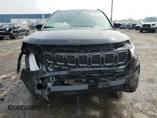 2025 Jeep Compass Limited с VIN 3C4NJDCN0ST540892, выставлен на аукционе Copart как лот 59910355 с пробегом 176 миль миль и Списание • Salvage title. История ставок и продаж доступна на DreamBid. Изображение 5.