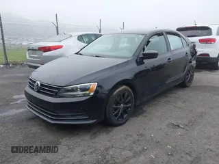 2015 Volkswagen Jetta SE with VIN 3VWD17AJ0FM253692, listed as a IAAI auction lot 42269625 with 133,143 mi miles and . Bid and sale history available at DreamBid. Image 2.