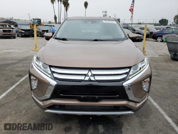 2020 Mitsubishi Eclipse Cross SE z VIN JA4AS5AAXLZ012072, wystawiony jako Copart lot #76137214 z przebiegiem 18 367 mil mil oraz Szkoda całkowita • Salvage title. Historia ofert i sprzedaży dostępna na DreamBid. Obrazek 5.