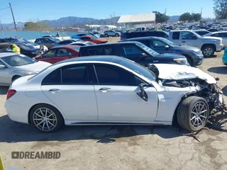 2020 Mercedes-Benz C 63 AMG with VIN 55SWF8GB5LU332454, listed as a IAAI auction lot 41702800 with 54,098 mi miles and . Bid and sale history available at DreamBid. Image 13.