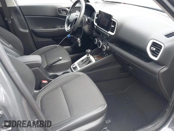 2023 Hyundai Venue SEL с VIN KMHRC8A33PU273678, выставлен на аукционе IAAI как лот 40372140 с пробегом 16 974 миль миль и . История ставок и продаж доступна на DreamBid. Изображение 5.