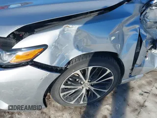 2020 Toyota Camry SE z VIN 4T1G11BK0LU016837, wystawiony jako IAAI lot #41313586 z przebiegiem Nie podano mil oraz . Historia ofert i sprzedaży dostępna na DreamBid. Obrazek 18.