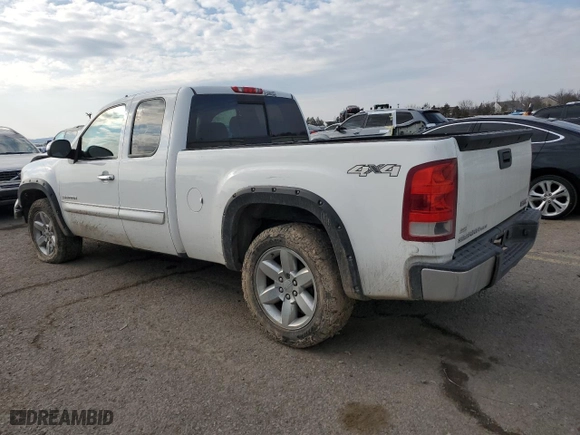 2013 GMC Sierra 1500 SLE with VIN 1GTR2VE71DZ260641, listed as a Copart auction lot 47729995 with 0 mi miles and Salvage Title. Bid and sale history available at carsss.com. Image 2.