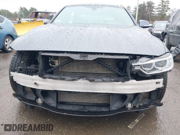 2013 BMW 3 Series 335i xDrive with VIN WBA3B9C54DF586608, listed as a IAAI auction lot 41933738 with 133,423 mi miles. Bid and sale history available at carsss.com. Image 6.