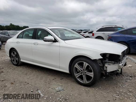 2019 Mercedes-Benz E 300 z VIN WDDZF4KBXKA489277, wystawiony jako Copart lot #58079675 z przebiegiem 75 384 mil mil oraz Szkoda całkowita • Salvage title. Historia ofert i sprzedaży dostępna na DreamBid. Obrazek 4.