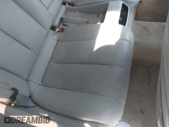 2002 Mercedes-Benz CLK 320/430 with VIN WDBLJ65G82T118039, listed as a IAAI auction lot 41929153 with 232,989 mi miles and . Bid and sale history available at DreamBid. Image 8.