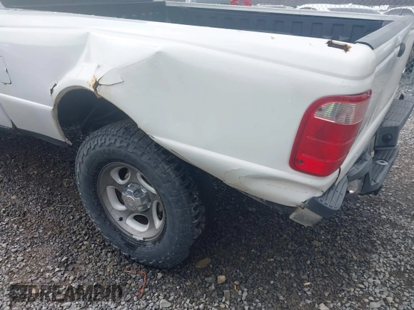 2004 Ford Ranger XL Fleet with VIN 1FTZR45E34PB40680, listed as a IAAI auction lot 41936213 with 98,112 mi miles and . Bid and sale history available at DreamBid. Image 6.