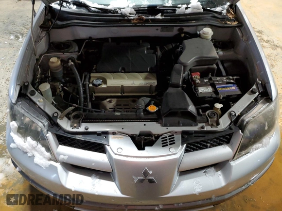 2004 Mitsubishi Outlander SE with VIN JA4LX41F54U000247, listed as a Copart auction lot 44573975 with 169,914 mi miles and Clean Title. Bid and sale history available at carsss.com. Image 14.