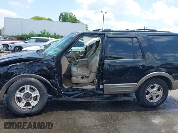 2003 Ford Expedition Eddie Bauer z VIN 1FMFU18L33LA11219, wystawiony jako IAAI lot #42279781 z przebiegiem Nie podano mil oraz . Historia ofert i sprzedaży dostępna na DreamBid. Obrazek 15.