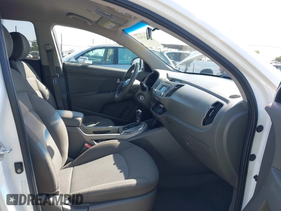 2015 Kia Sportage LX with VIN KNDPB3AC9F7715443, listed as a IAAI auction lot 42183933 with 115,211 mi miles and . Bid and sale history available at carsss.com. Image 5.