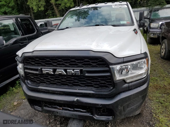 2019 Ram 2500 Tradesman with VIN 3C6MR5AJ6KG704365, listed as a Copart auction lot 68112444 with 64,298 mi miles and Non Repairable. Bid and sale history available at carsss.com. Image 5.